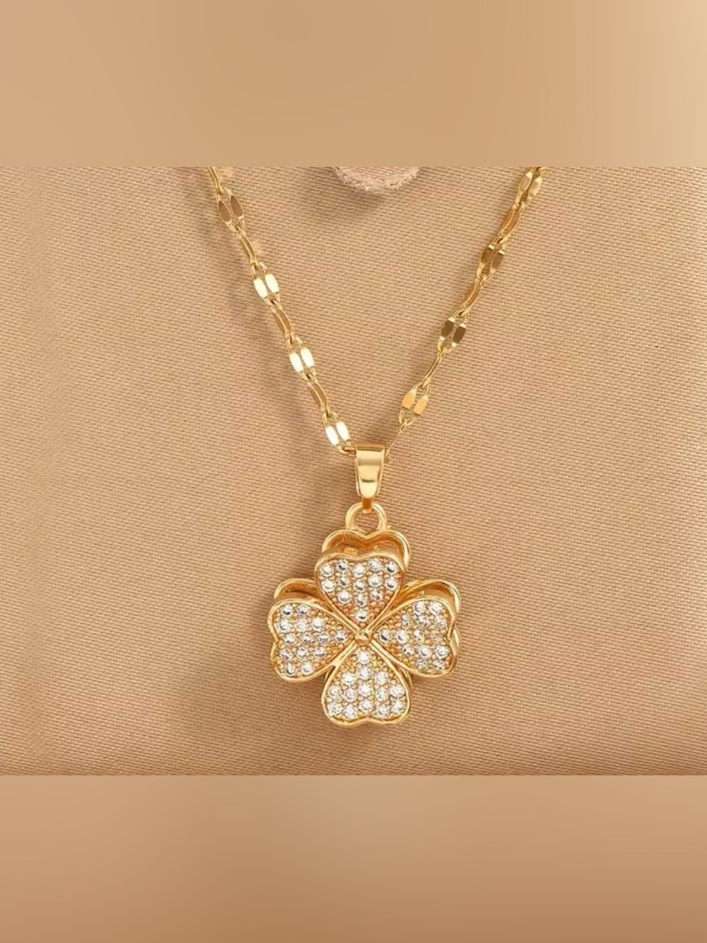 Clover Necklace